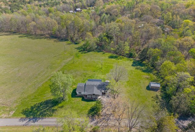 138 Walker Ridge Rd, Big Rock, TN 37023