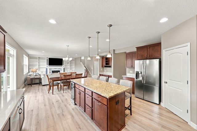 833 Red Cedar Court, Chaska, MN 55318