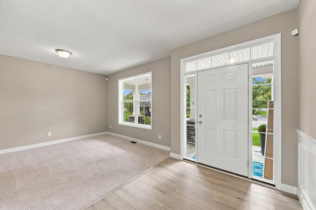 833 Red Cedar Court, Chaska, MN 55318