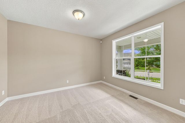 833 Red Cedar Court, Chaska, MN 55318