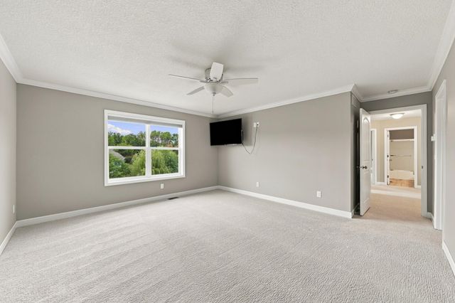 833 Red Cedar Court, Chaska, MN 55318