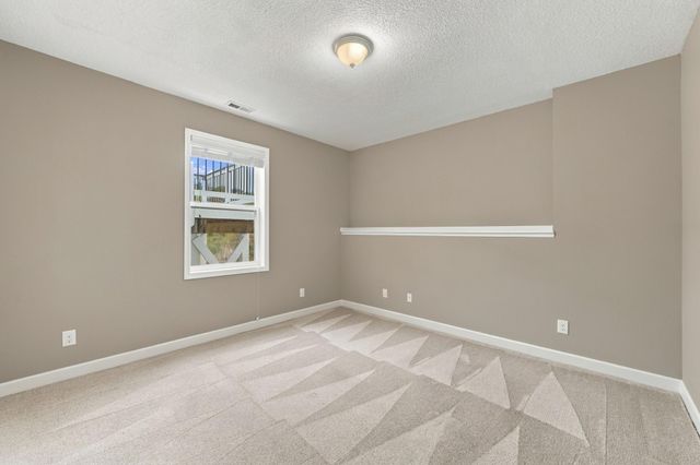 833 Red Cedar Court, Chaska, MN 55318