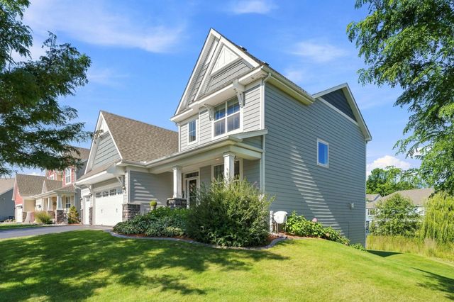 833 Red Cedar Court, Chaska, MN 55318