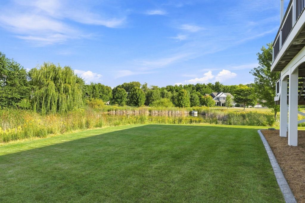 833 Red Cedar Court, Chaska, MN 55318 — photo 4