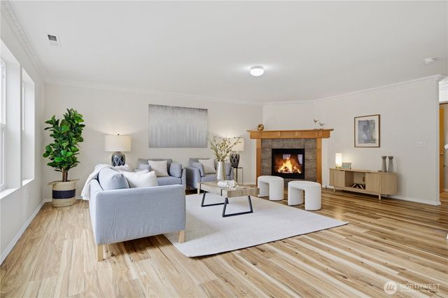 134 Index Avenue SE, Renton, WA 98056