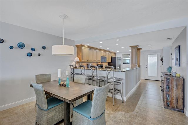 6140 MIDNIGHT PASS ROAD 501, Sarasota, FL 34242