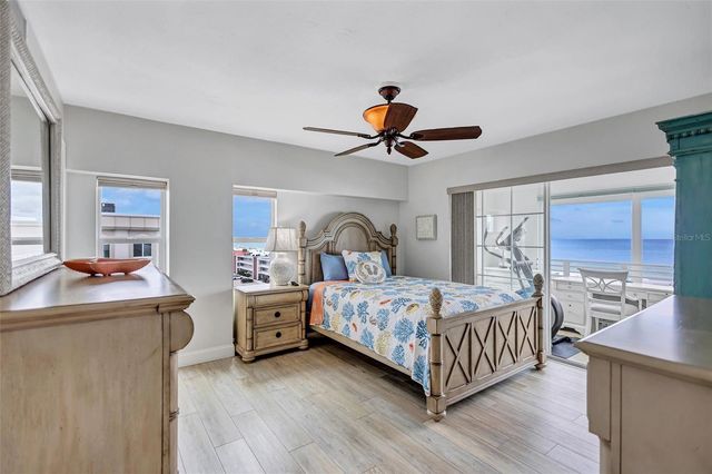 6140 MIDNIGHT PASS ROAD 501, Sarasota, FL 34242