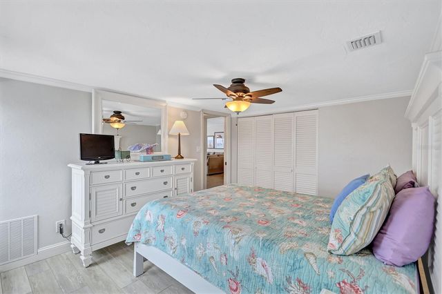 6140 MIDNIGHT PASS ROAD 501, Sarasota, FL 34242
