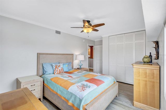 6140 MIDNIGHT PASS ROAD 501, Sarasota, FL 34242