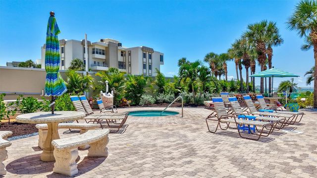 6140 MIDNIGHT PASS ROAD 501, Sarasota, FL 34242