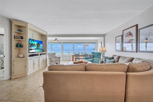6140 MIDNIGHT PASS ROAD 501, Sarasota, FL 34242