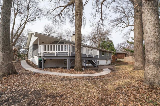 1463 Trollhagen Drive NE, Fridley, MN 55421