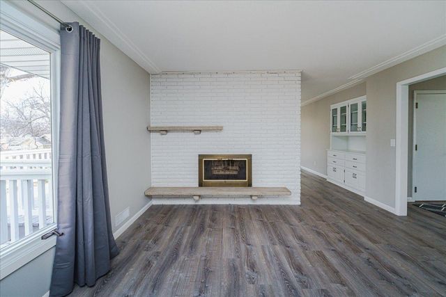 1463 Trollhagen Drive NE, Fridley, MN 55421