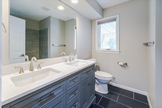 1463 Trollhagen Drive NE, Fridley, MN 55421