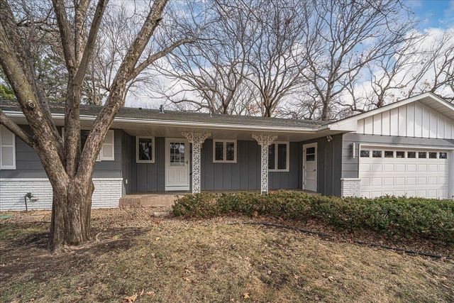 1463 Trollhagen Drive NE, Fridley, MN 55421