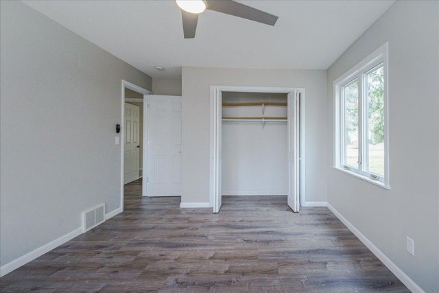 1463 Trollhagen Drive NE, Fridley, MN 55421