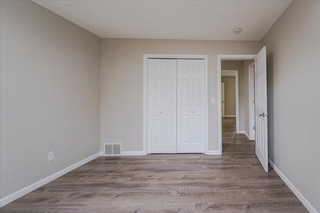 1463 Trollhagen Drive NE, Fridley, MN 55421