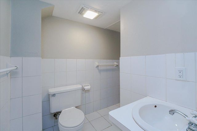 1463 Trollhagen Drive NE, Fridley, MN 55421