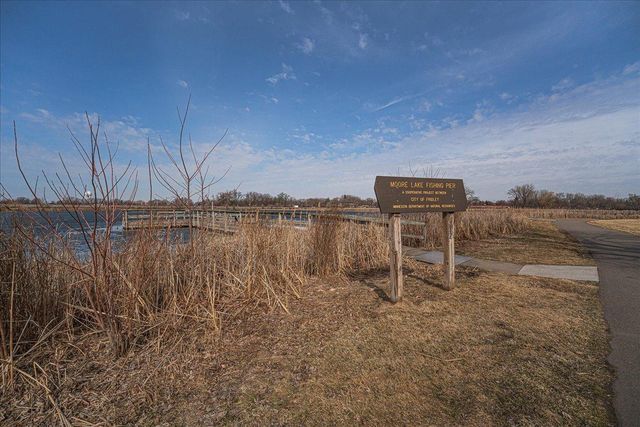 1463 Trollhagen Drive NE, Fridley, MN 55421