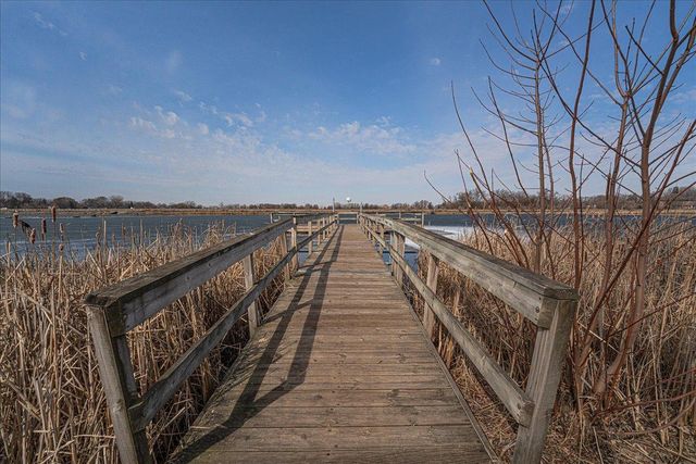 1463 Trollhagen Drive NE, Fridley, MN 55421