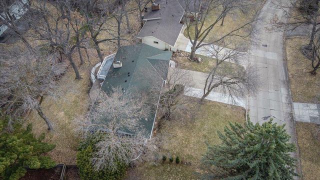 1463 Trollhagen Drive NE, Fridley, MN 55421