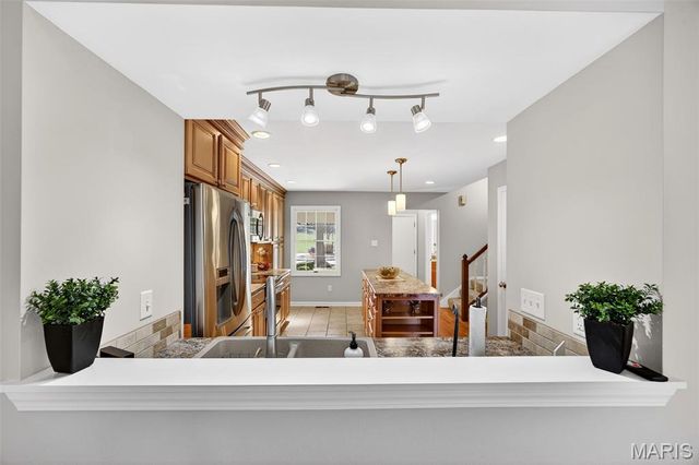 3034 Autumn Lakes Court, Maryland Heights, MO 63043