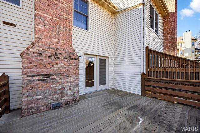 3034 Autumn Lakes Court, Maryland Heights, MO 63043