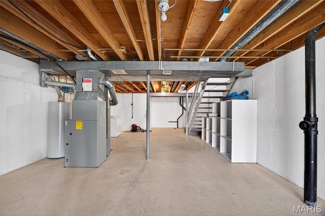 3034 Autumn Lakes Court, Maryland Heights, MO 63043