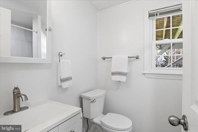 8109 OVERTON, Springfield, VA 22153