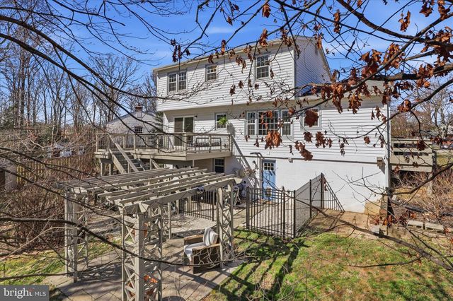 8109 OVERTON, Springfield, VA 22153