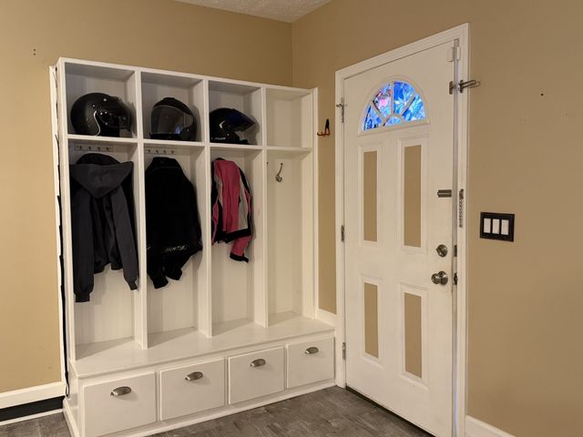 2938 Ridgewood Dr, Christiana, TN 37037