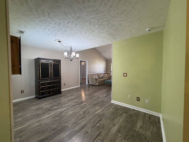 2938 Ridgewood Dr, Christiana, TN 37037