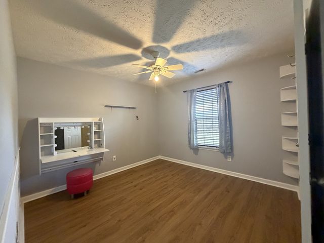 2938 Ridgewood Dr, Christiana, TN 37037