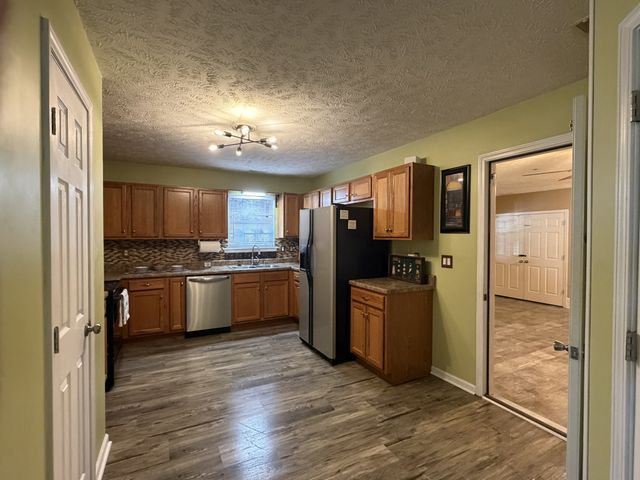 2938 Ridgewood Dr, Christiana, TN 37037