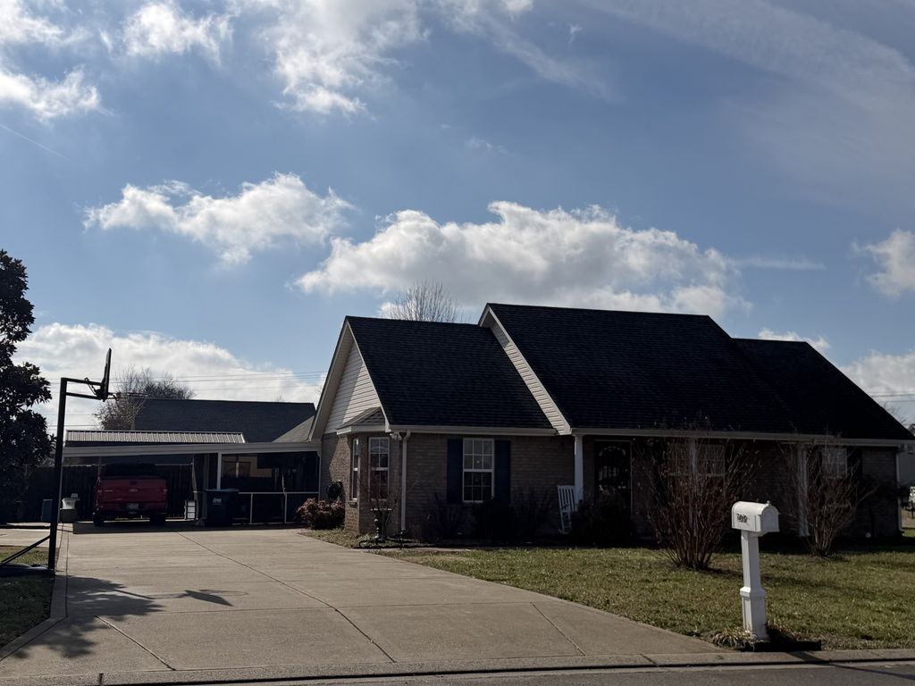 2938 Ridgewood Dr, Christiana, TN 37037