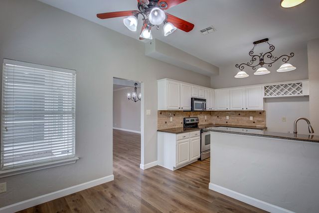 17951 Windflower Way, Dallas, TX 75252