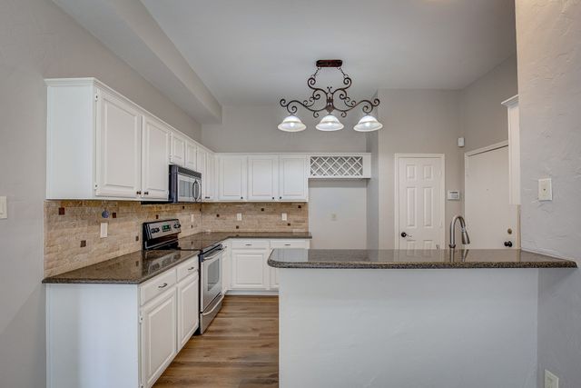 17951 Windflower Way, Dallas, TX 75252