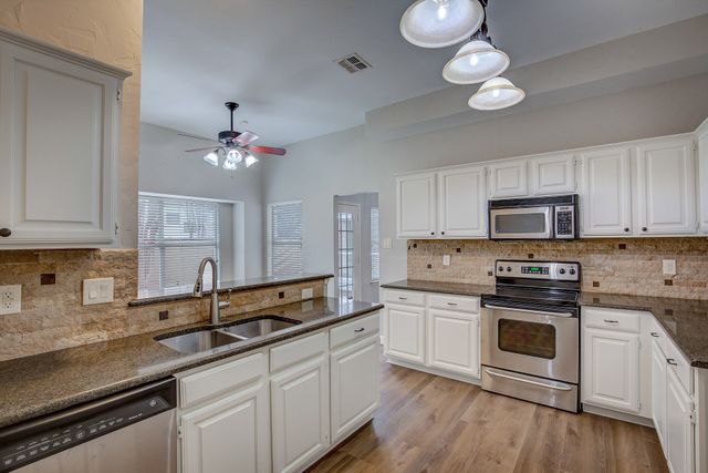 17951 Windflower Way, Dallas, TX 75252