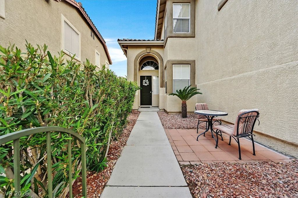 10721 Sapphire Vista Avenue, Las Vegas, NV 89144 — photo 3
