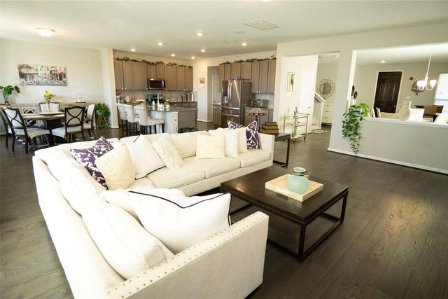 25103 Farmdale Lane, Richmond, TX 77406