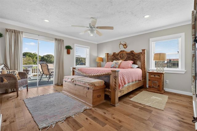 1583 County Road 291, Bay City, TX 77414