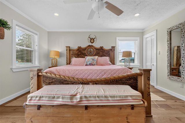 1583 County Road 291, Bay City, TX 77414