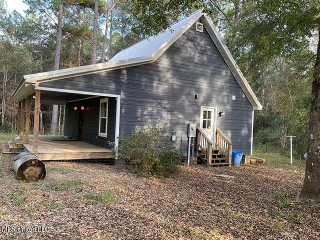 30003 Road 202, Carriere, MS 39426