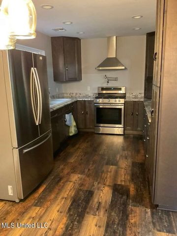 30003 Road 202, Carriere, MS 39426