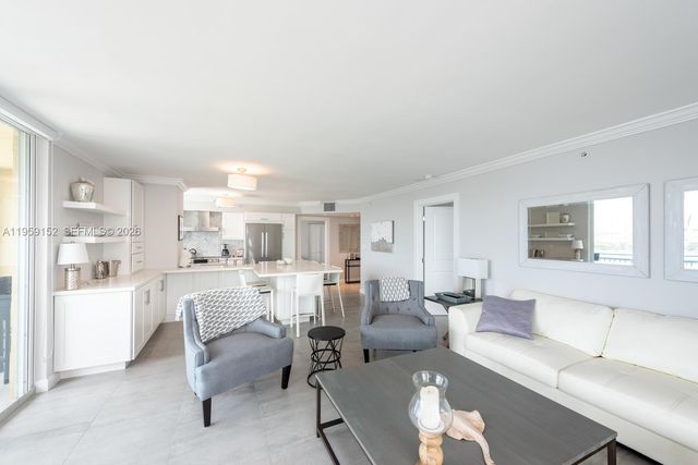 90 Alton Rd 1102, Miami Beach, FL 33139