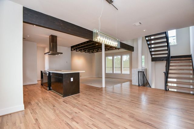 92 Dennis Street B, Houston, TX 77006