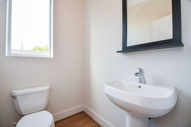 92 Dennis Street B, Houston, TX 77006