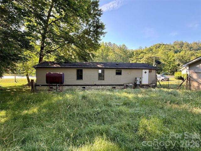 3633 Asheville Highway, Pisgah Forest, NC 28768