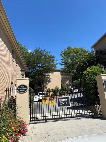 750 Dalrymple Road D-4, Sandy Springs, GA 30328