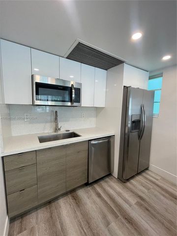 729 MERIDIAN AV 10, Miami Beach, FL 33139
